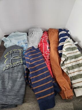 Under Armour, Carters, Nike Boys' Shirts And Pants 8 Pieces Some Never Worn
